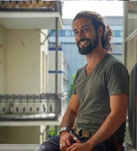 Director: Mani Nikpour